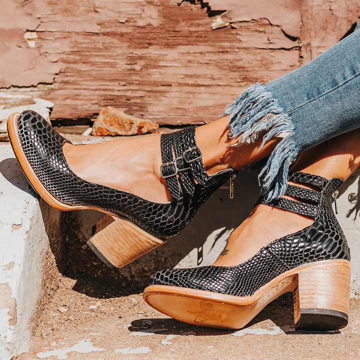 Ginevra Chic-Strap High Heels