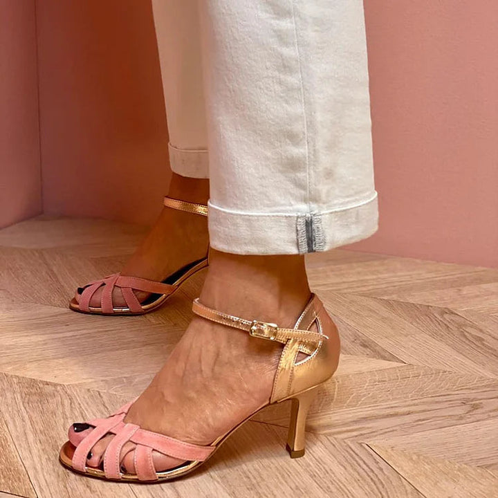 Elegante High-Strap Sandalen
