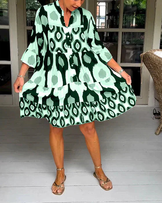 CAROLINE I LÄSSIGES PLISSEEKLEID