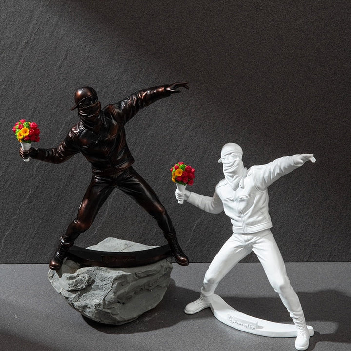 Maskierte Blumenwerfer-Skulptur - Arsthec®