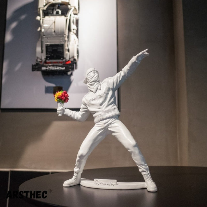 Maskierte Blumenwerfer-Skulptur - Arsthec®