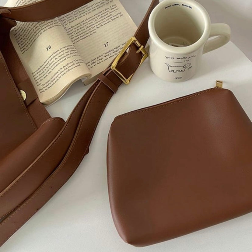 Lena - Trendige Schultertasche