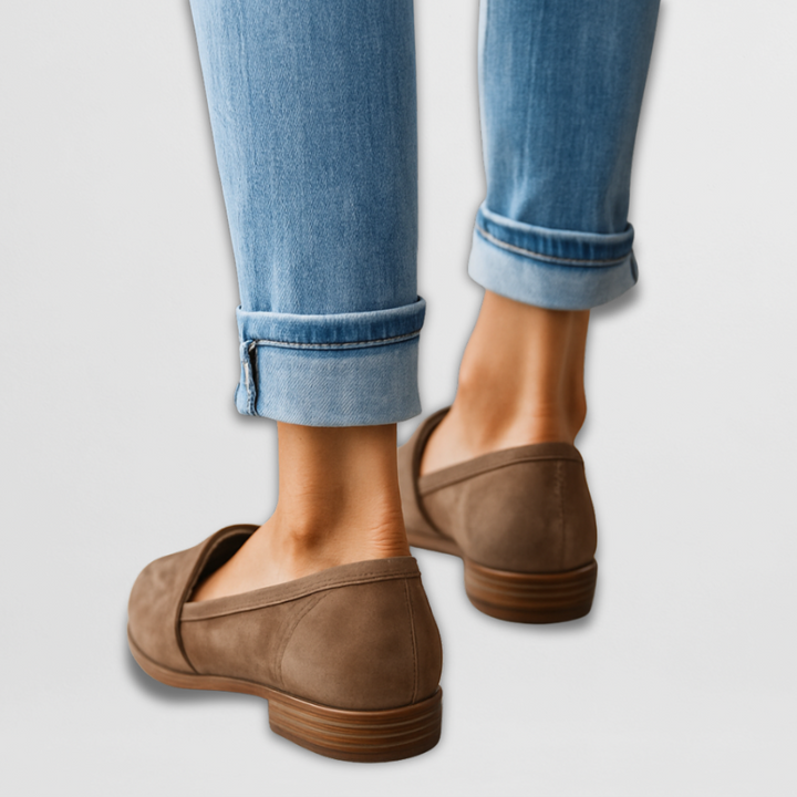 Zelda | Mocassins élégants en daim à bout pointu