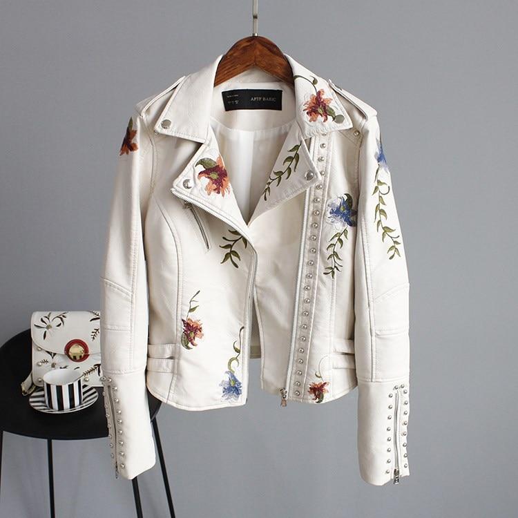 Ella | Stilvolle Bestickte Lederjacke