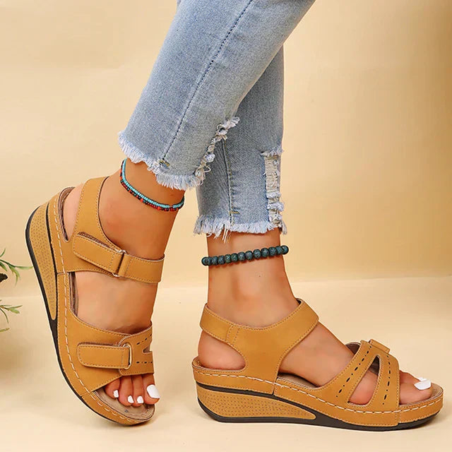 Loes| Offene Orthopädische Sandalen