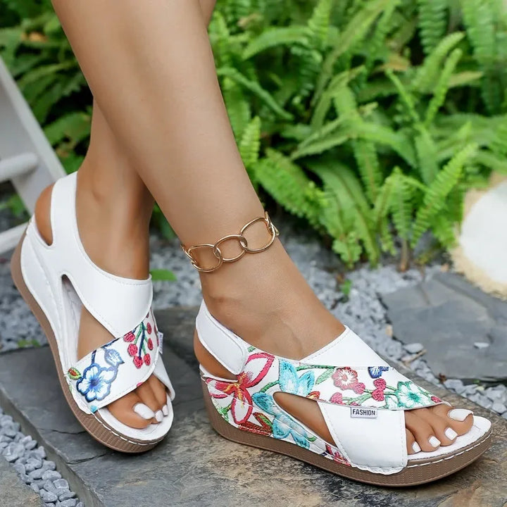 Sandales à imprimé léopard tendance pour femmes