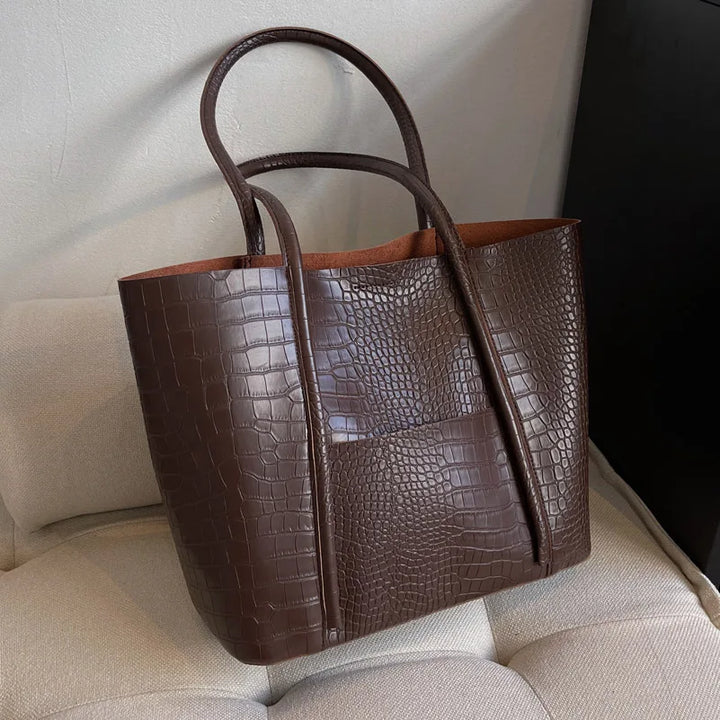 Betina™ - Schultertasche aus Krokoleder