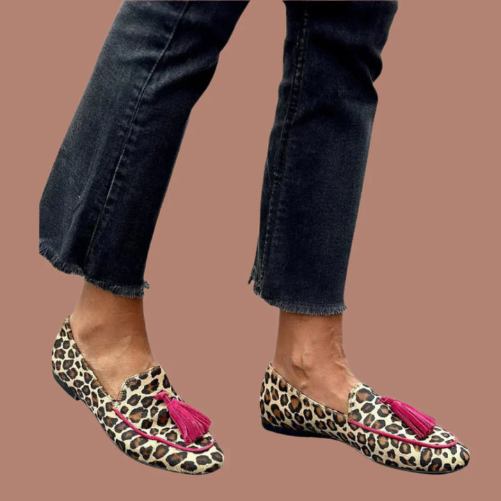 Lania | Mocassins élégants à pompons