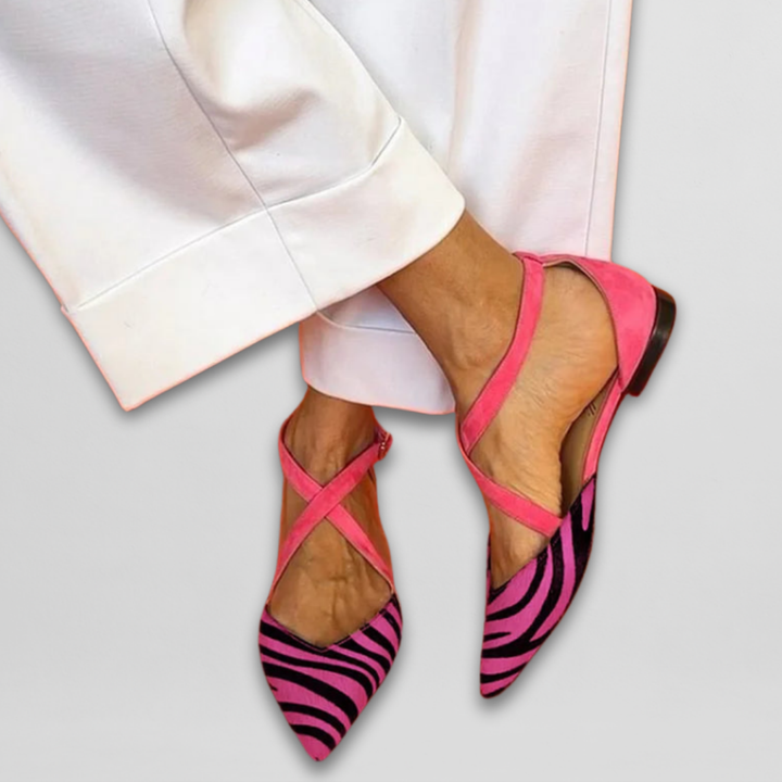 DOROT | Stylische Zebra-Print Flachsohlen-Sandale