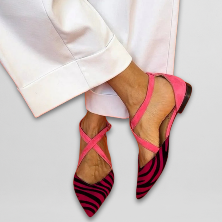 DOROT | Stylische Zebra-Print Flachsohlen-Sandale