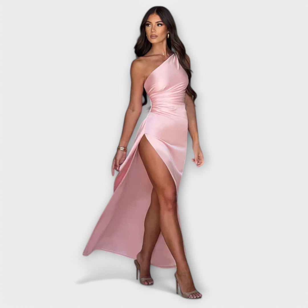 Asymmetrisches Maxikleid mit Drapierung an einem Arm