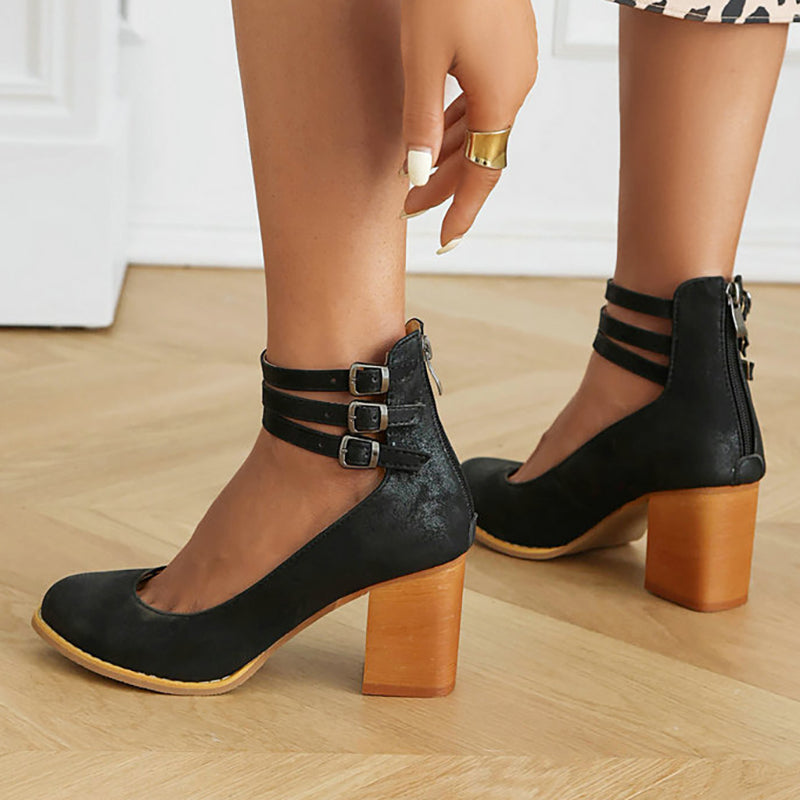 Casilda | Glatte Sandalen mit Knöchelriemen und dickem Absatz