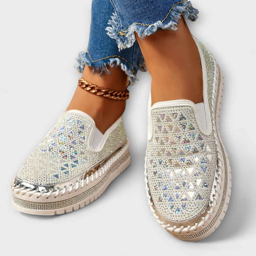 Vada – Mit Strasssteinen besetzte Slipper