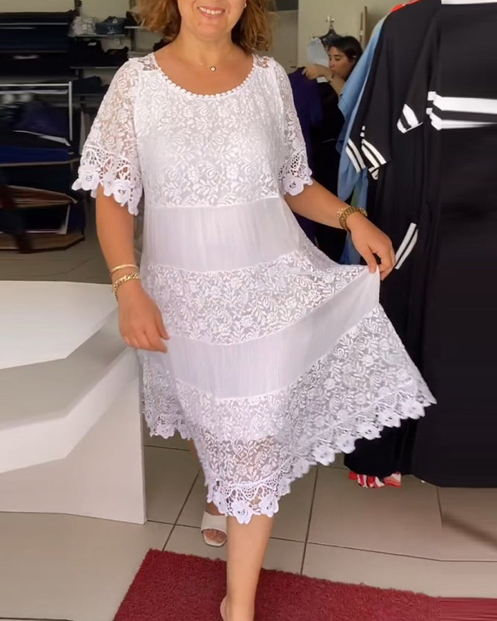 Canela - Robe en dentelle unie à manches courtes