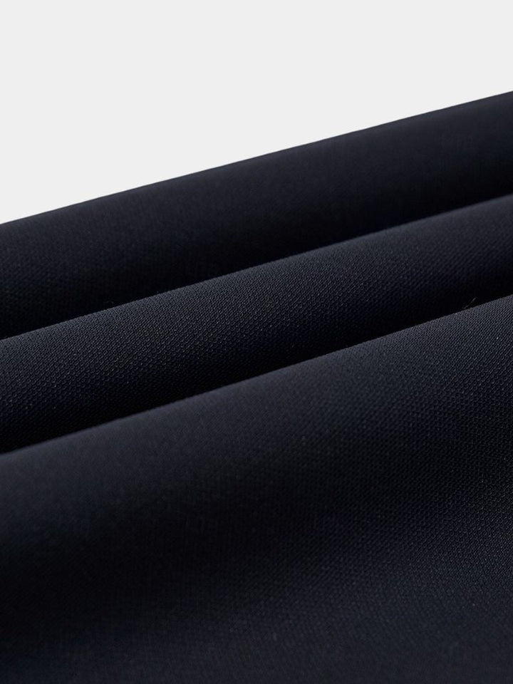 Der Obsidian – Polo mit Kontrastdetails