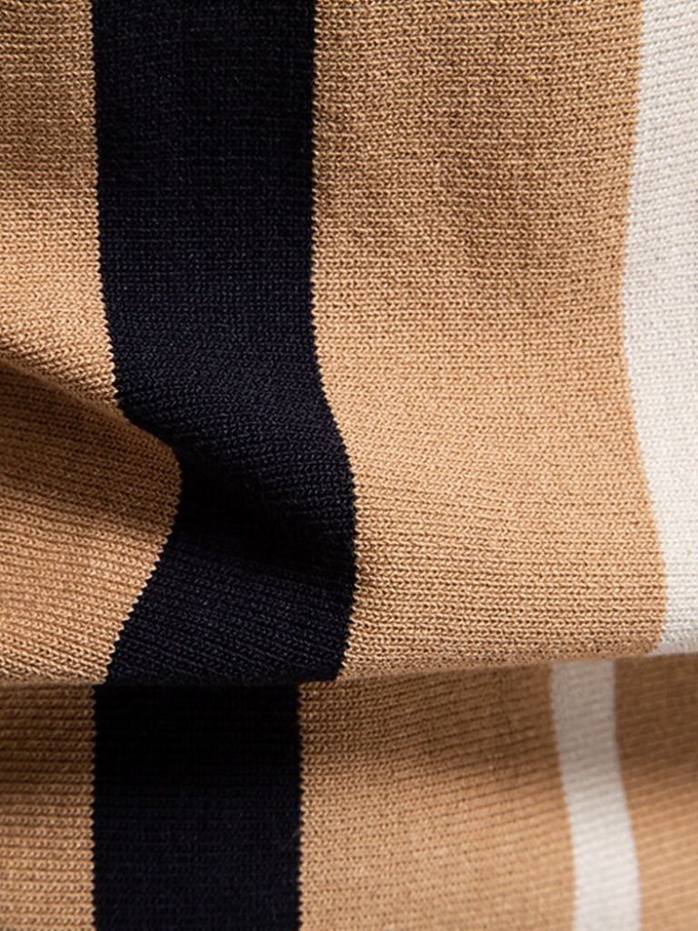 Das Crestline – Heritage Stripe Strick-Polo