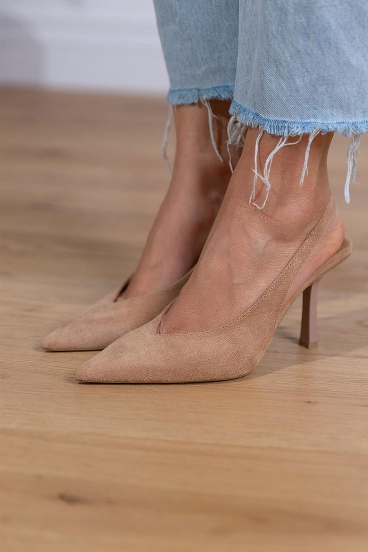 Elegante Nude Slingback-Schuhe
