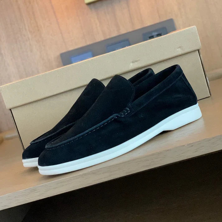 Schicke Wildleder Slipper