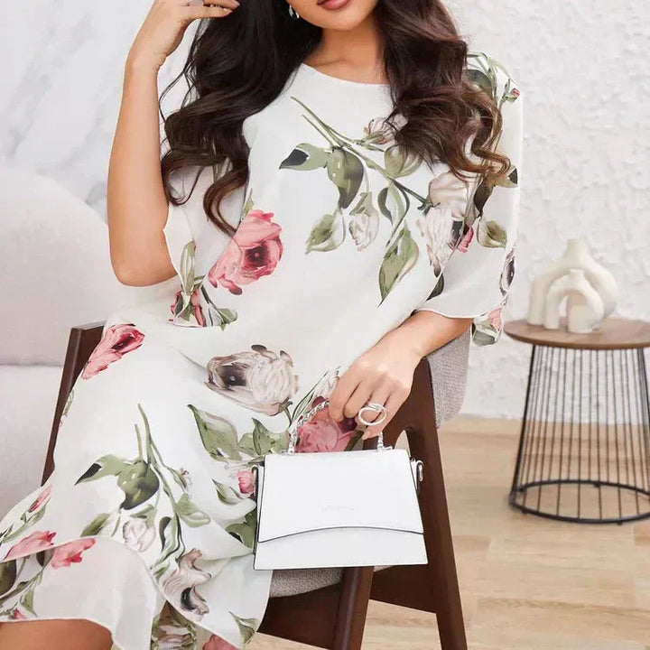 Erika - Blumenkleid mit Rundhalsausschnitt