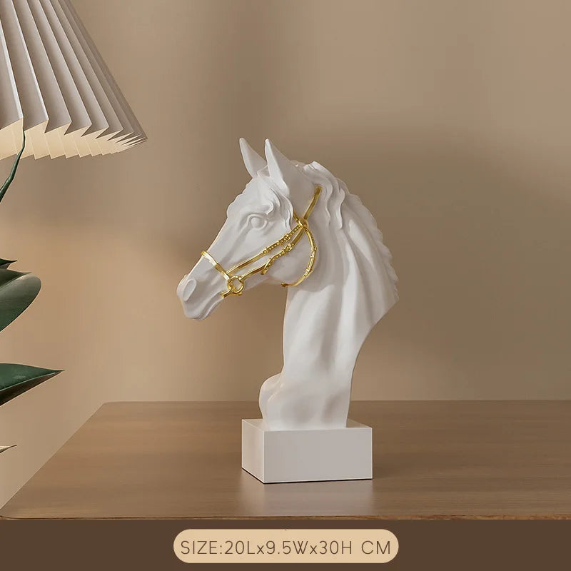 Regal Pferd